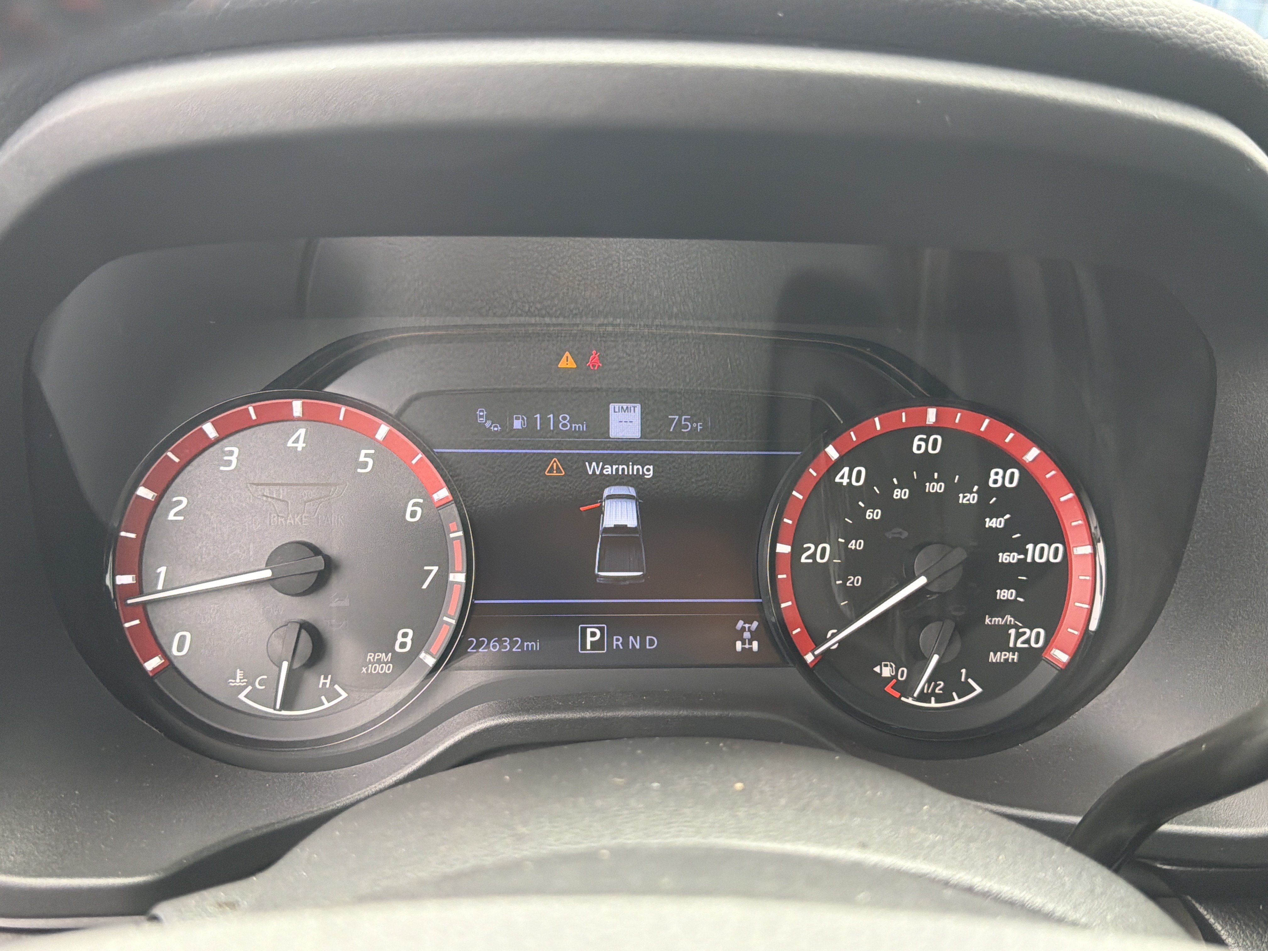 Used 2023 Nissan Titan PRO-4X w/ Pro-4x Utility Package AWD/4WD image 11