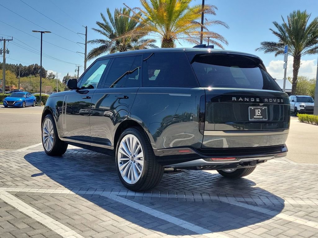 New 2026 Land Rover Range Rover SE image 3