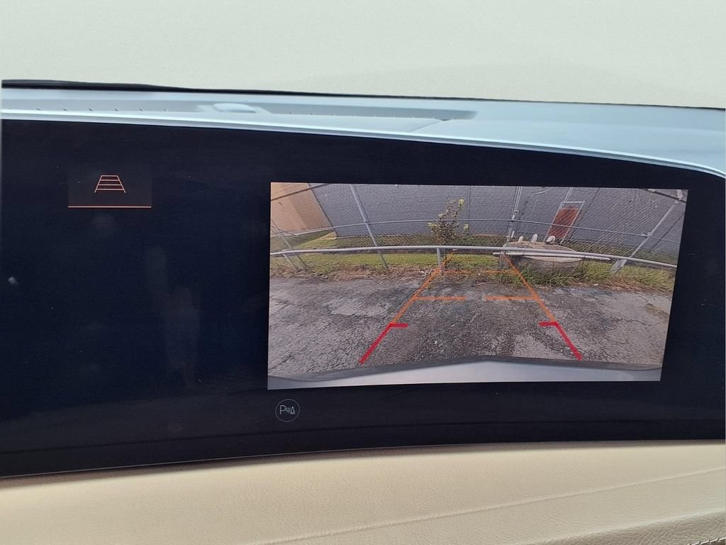 Used 2024 Cadillac XT4 Premium Luxury FWD image 11