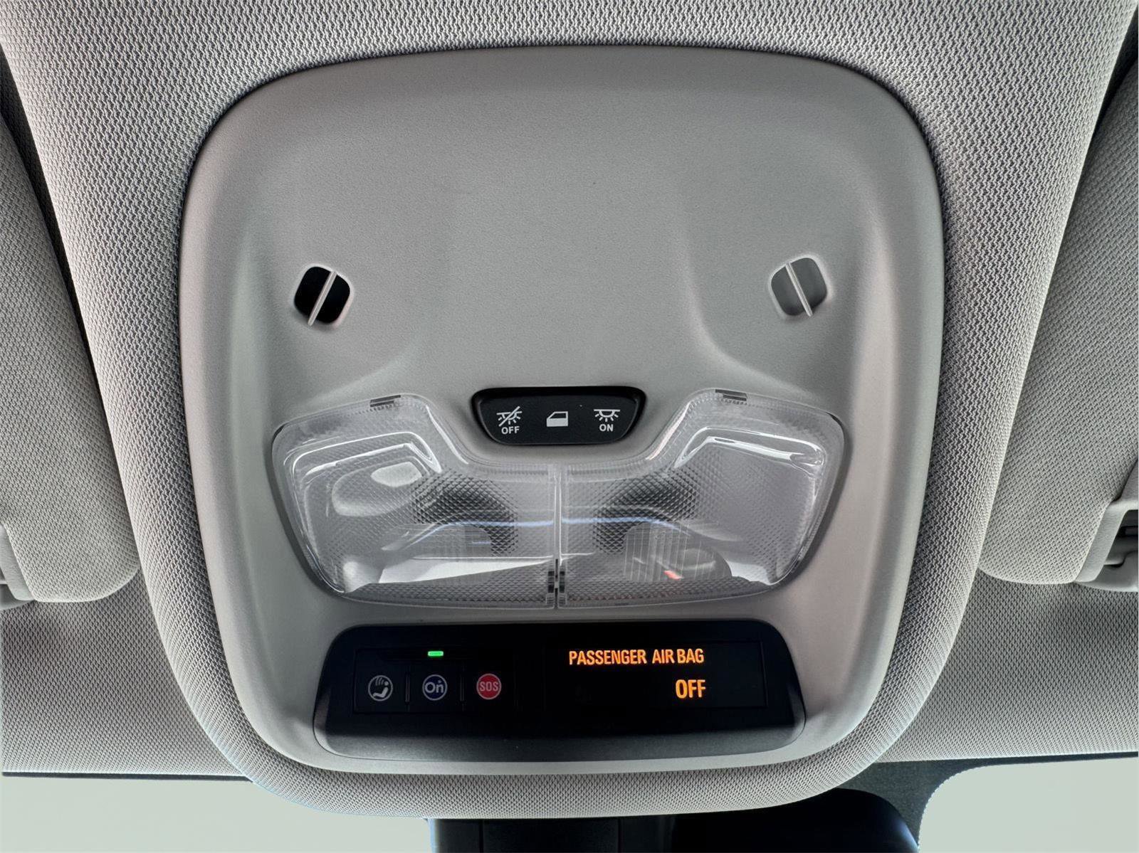 Used 2023 Chevrolet TrailBlazer LT w/ LPO, Blackout Package image 31