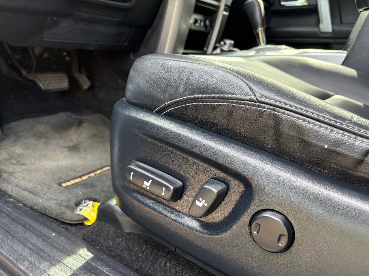 Used 2018 Toyota 4Runner Limited AWD/4WD image 14