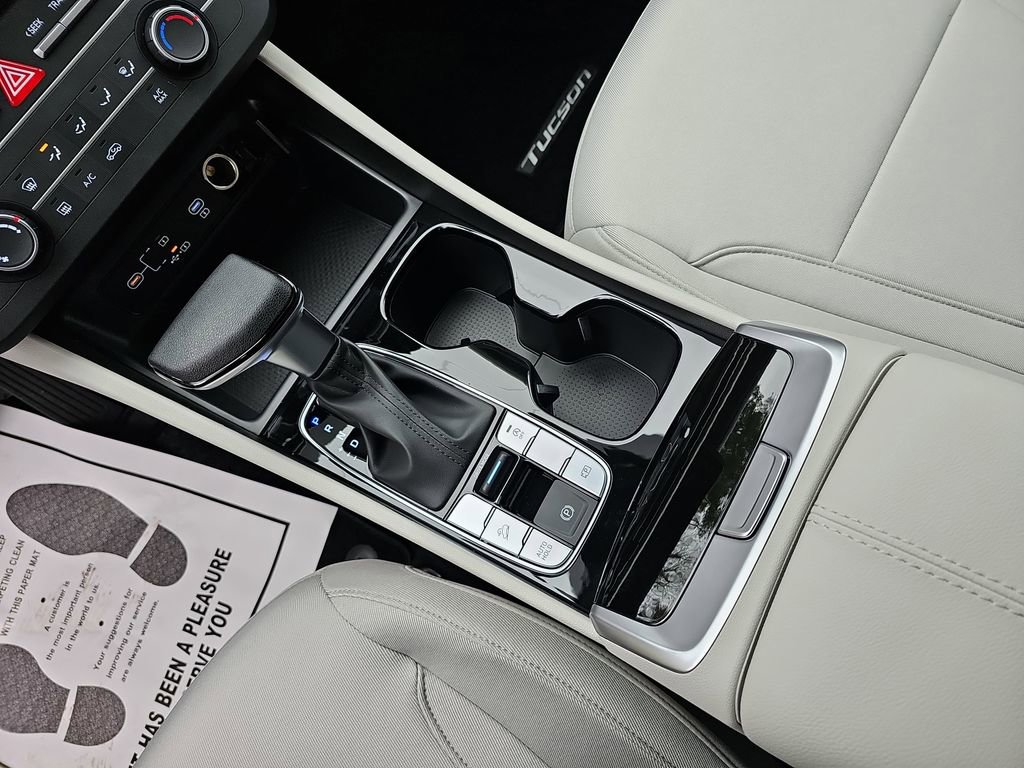 New 2026 Hyundai Tucson SE image 23