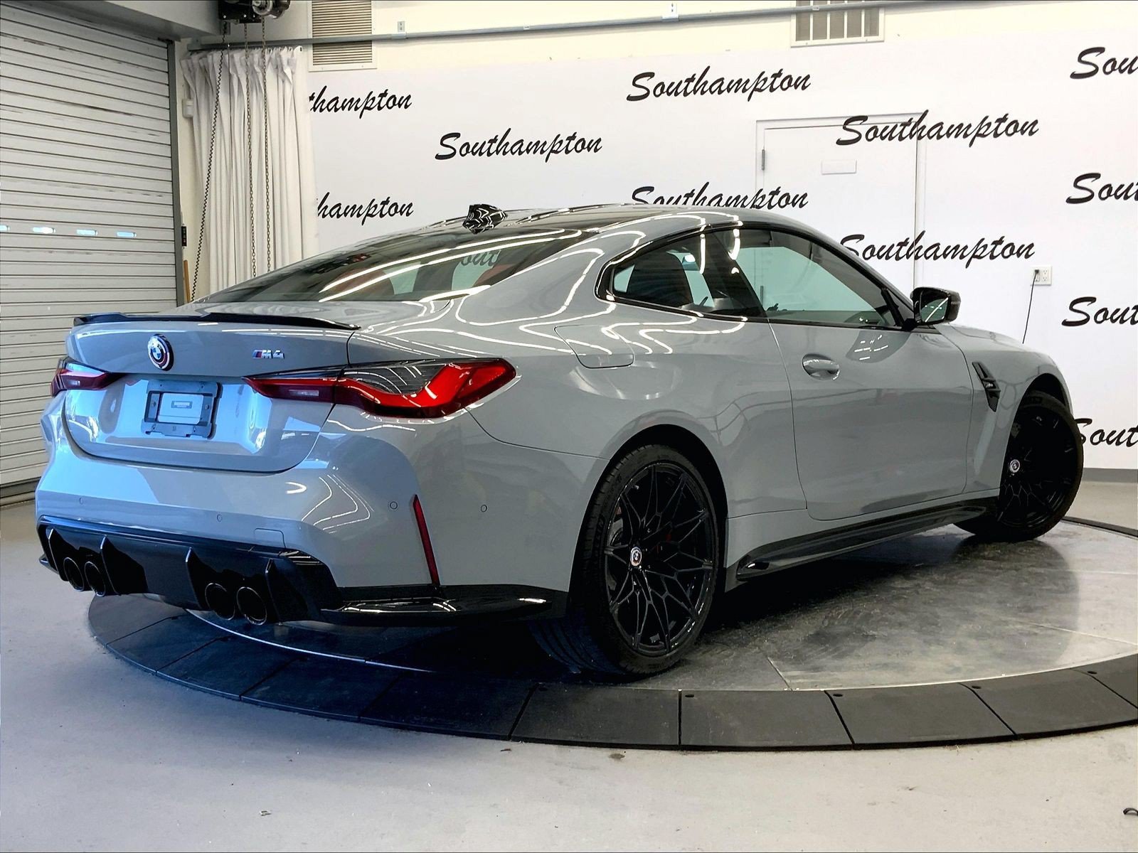 Used 2023 BMW M4 Coupe w/ Executive Package RWD image 12