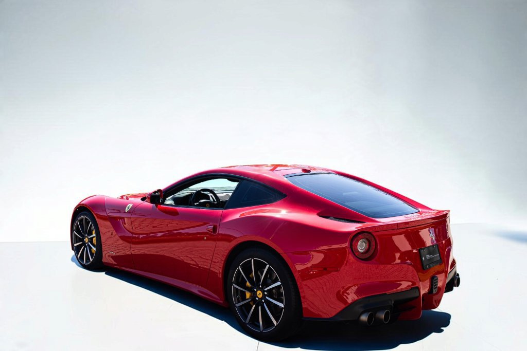 Used 2014 Ferrari F12 Berlinetta RWD image 8