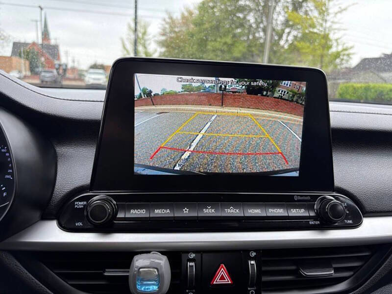 Used 2020 Kia Forte Sedan image 11