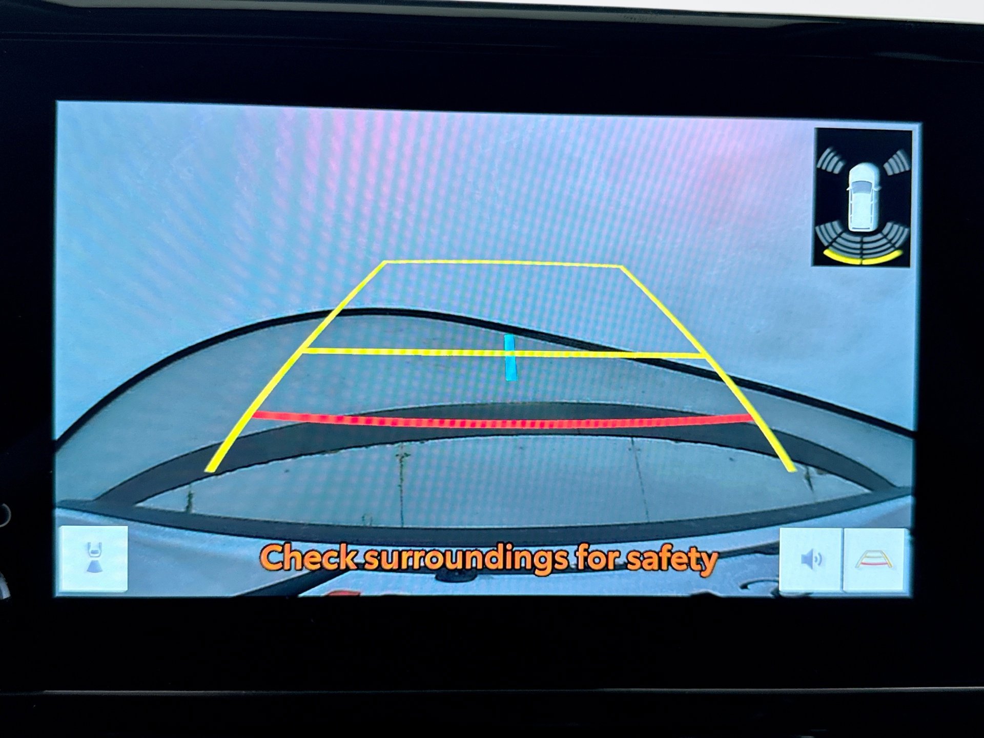 Used 2024 Toyota Corolla Cross XLE w/ Convenience Package image 16