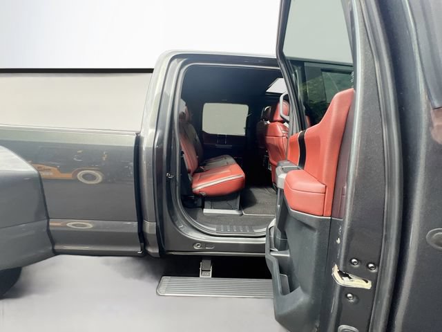 Used 2019 Ford F450 Platinum w/ Platinum Ultimate Package AWD/4WD image 26