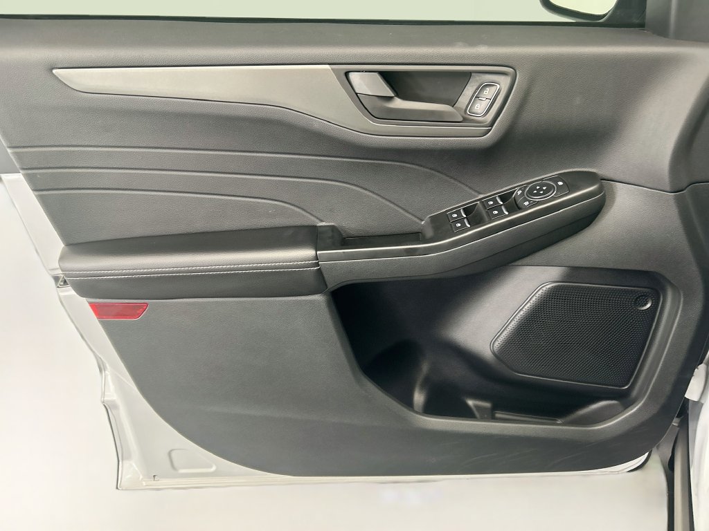 Used 2025 Ford Escape Active w/ Tech Pack #1 FWD image 23