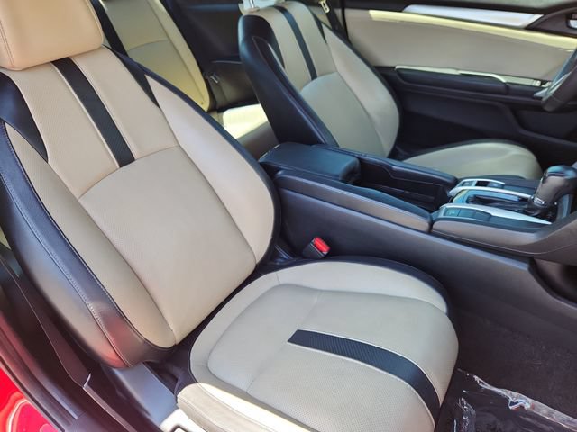 Used 2017 Honda Civic Touring image 12