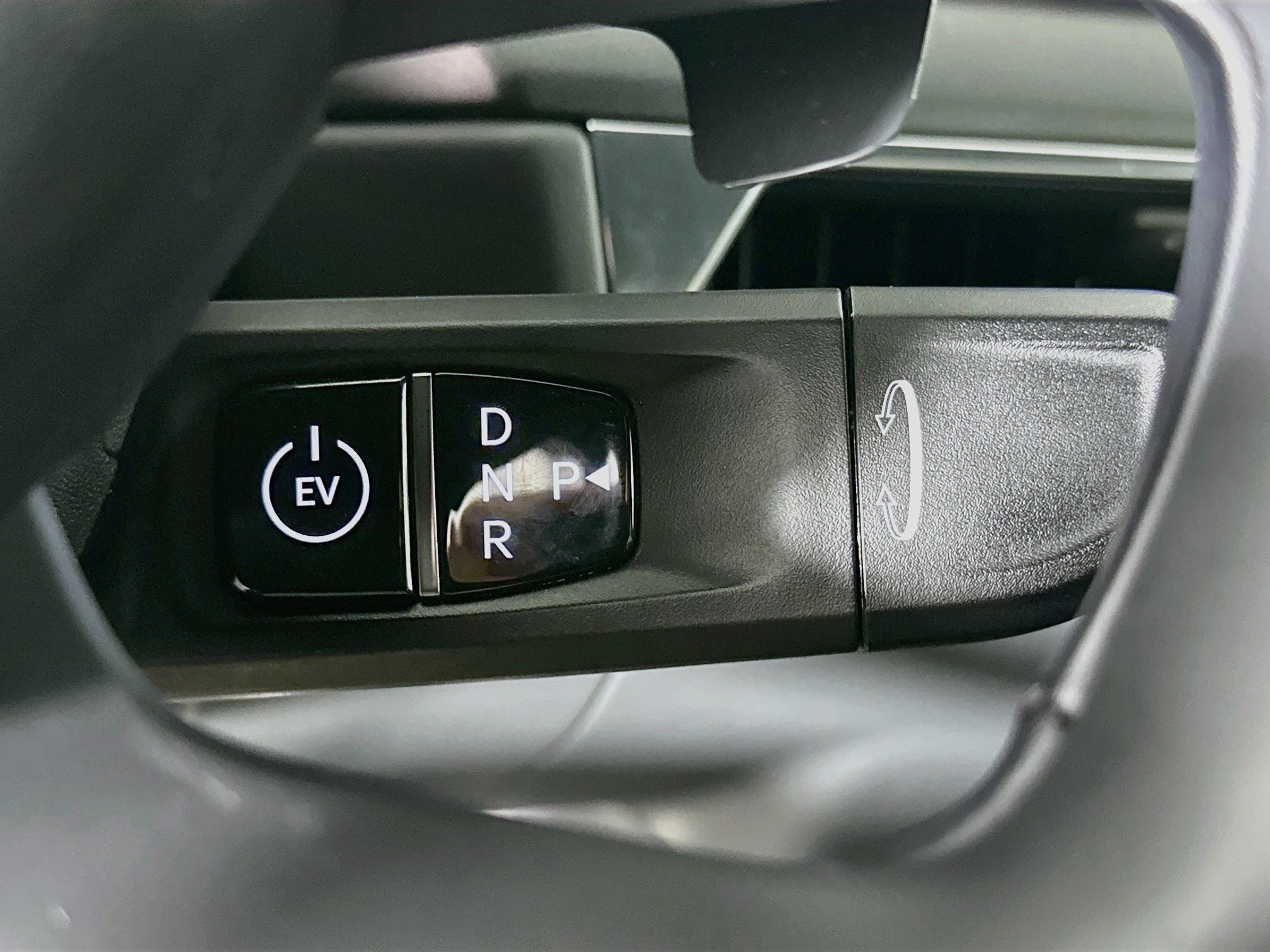 Used 2024 Kia EV9 GT-Line AWD/4WD image 25