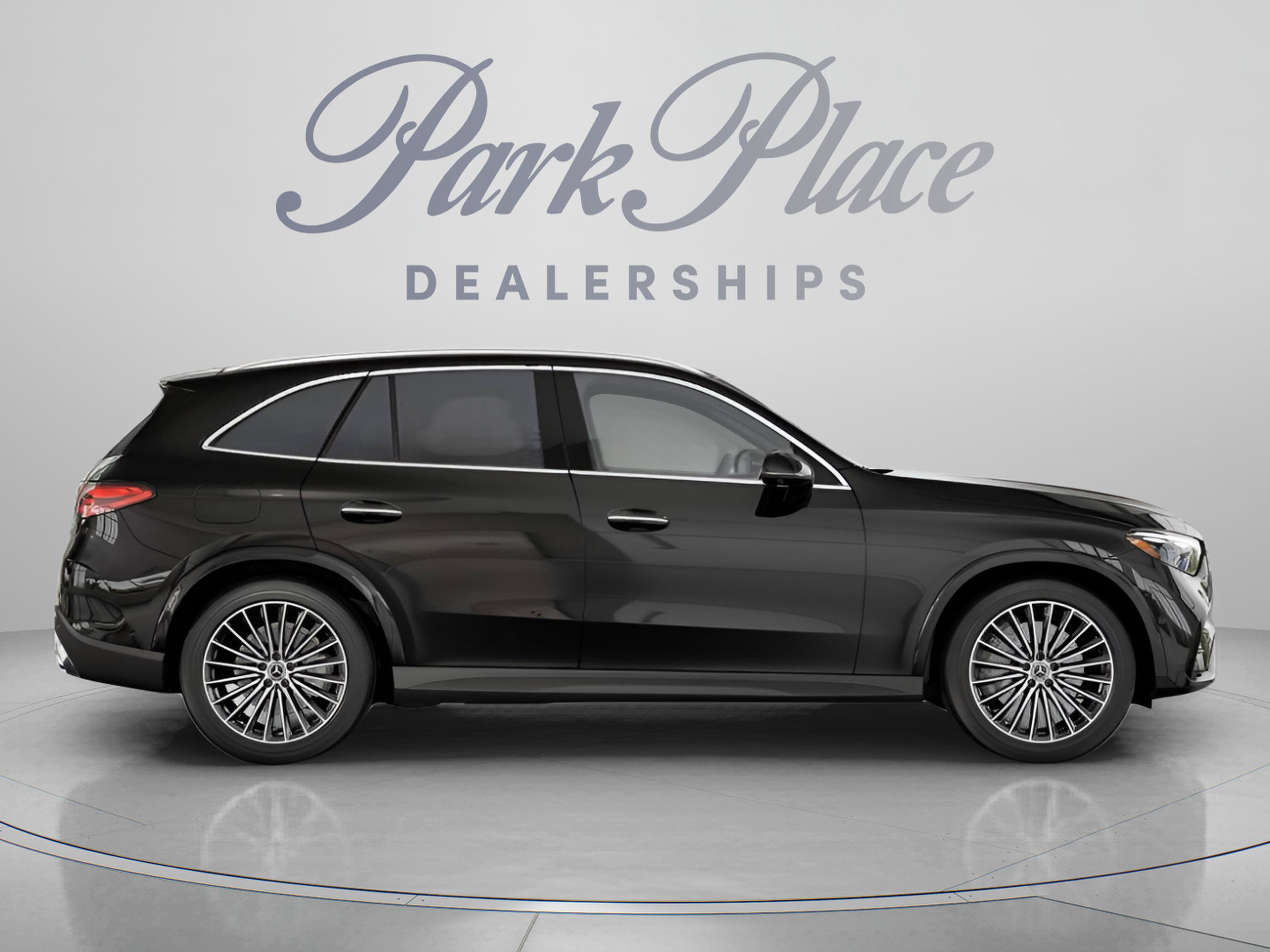 Certified 2023 Mercedes-Benz GLC 300 image 26