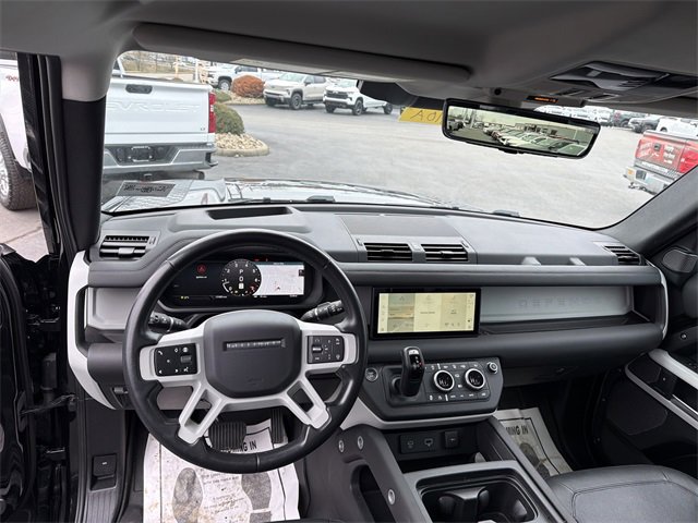 Used 2024 Land Rover Defender 110 S image 15