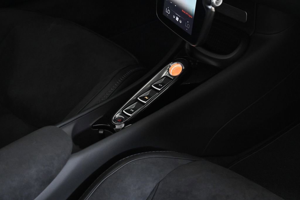 New 2026 McLaren Artura Spider image 25