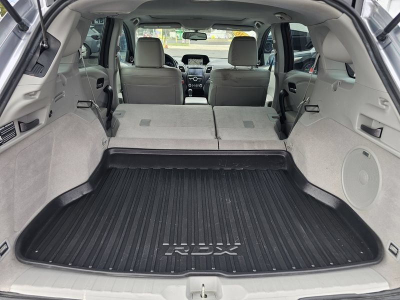 Used 2016 Acura RDX w/ Technology Package FWD image 11
