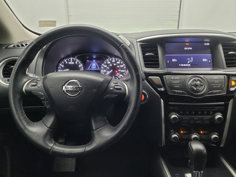 Used 2019 Nissan Pathfinder SV image 22