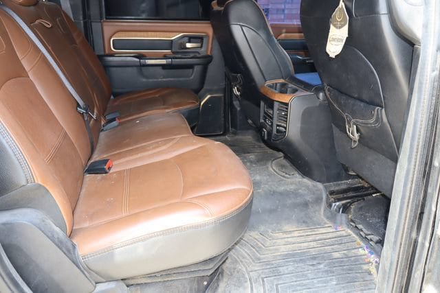 Used 2022 RAM 3500 Limited AWD/4WD image 17