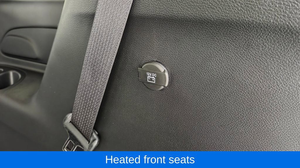 Used 2026 Chrysler Pacifica Select image 13