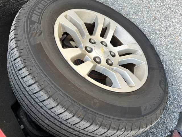 Used 2019 Chevrolet Suburban LT AWD/4WD image 6