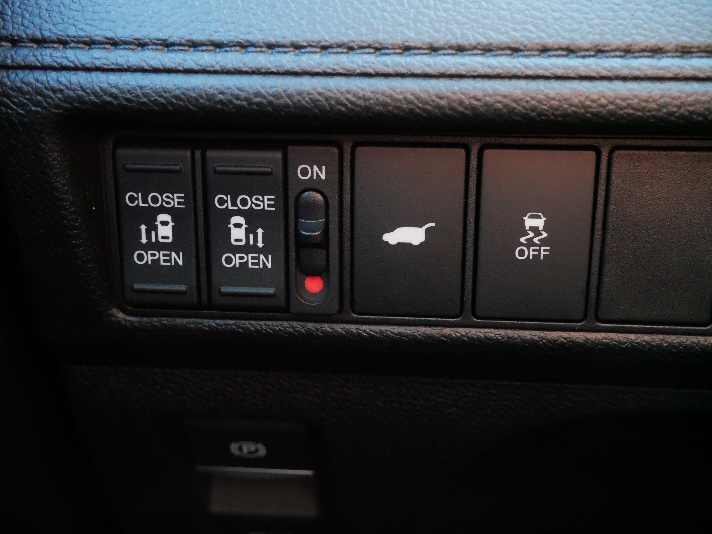 Certified 2026 Honda Odyssey EX-L image 26