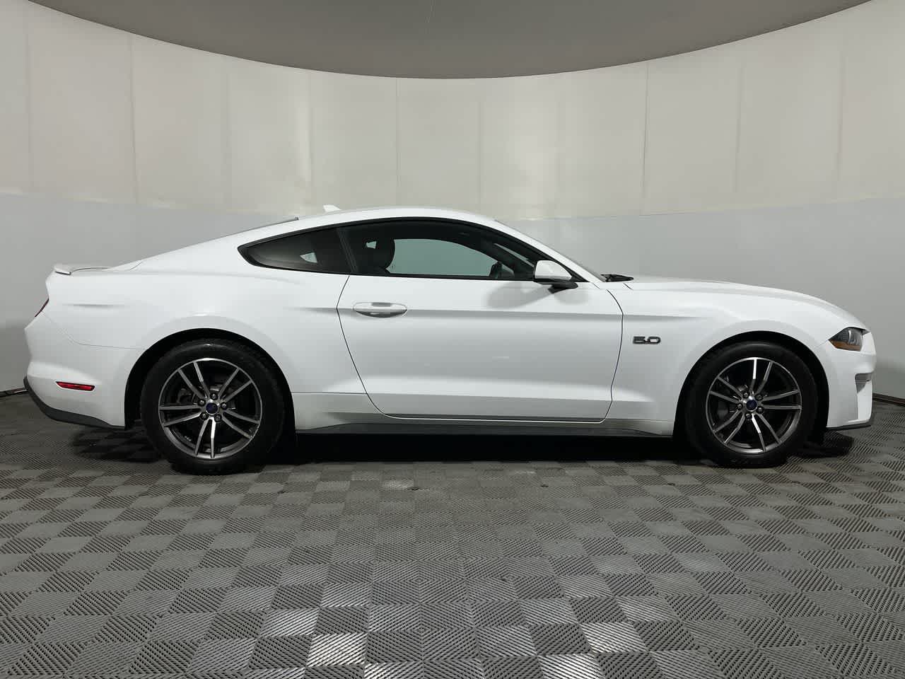 Used 2023 Ford Mustang GT RWD image 9