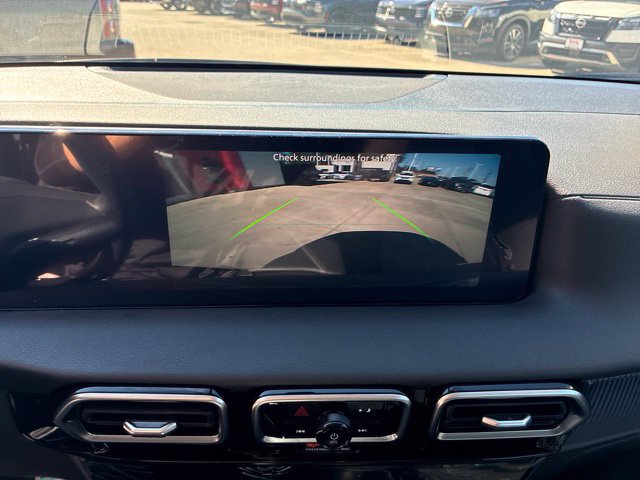 Used 2027 Nissan Sentra SV w/ Floor Mat Package FWD image 26