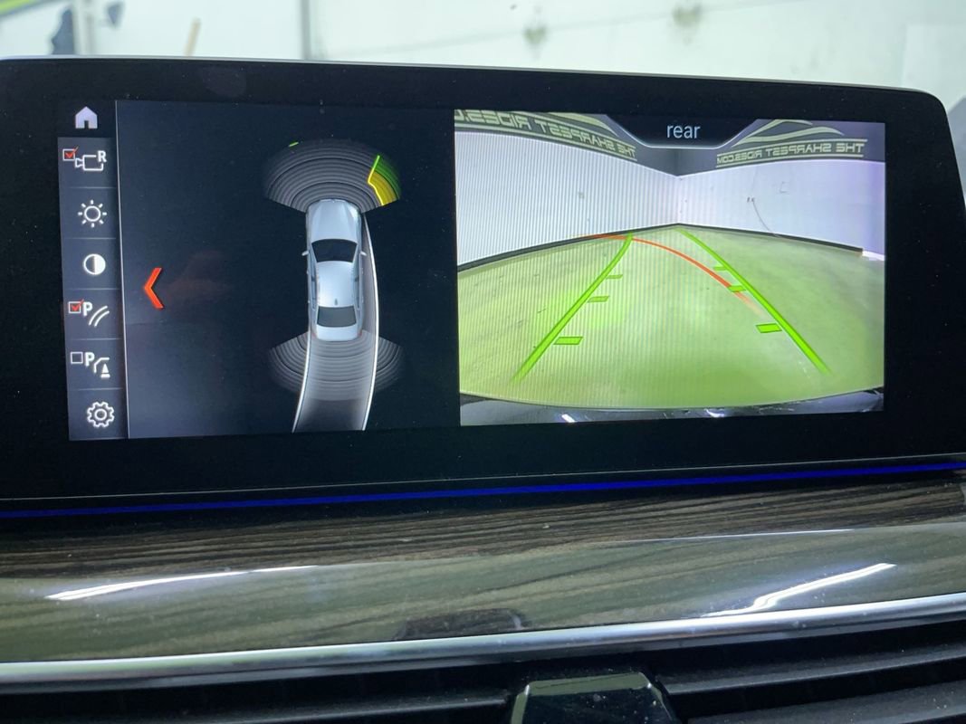 Used 2018 BMW 530e w/ Premium Package 2 image 23