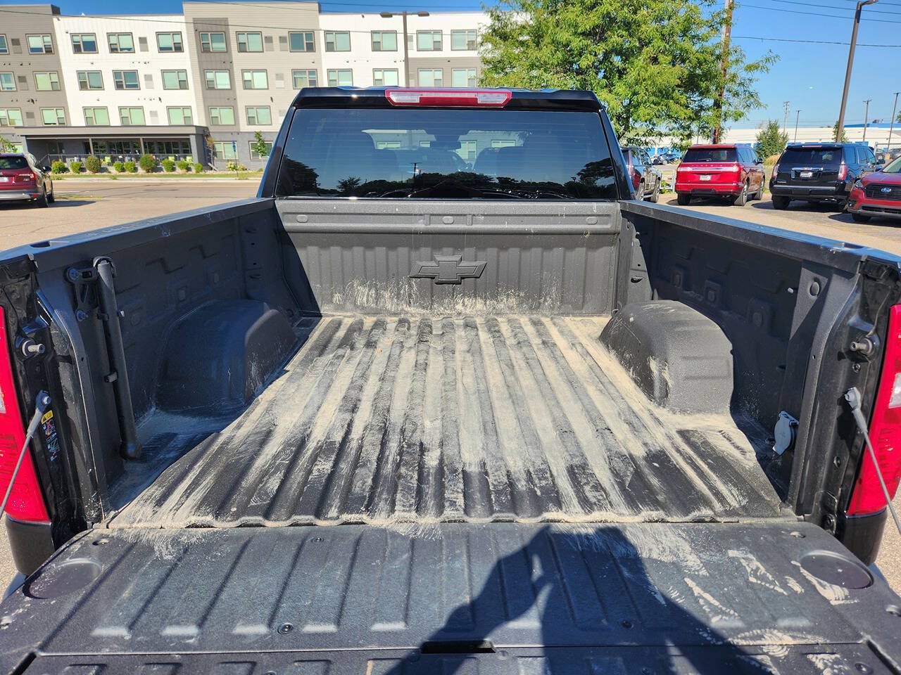 Used 2025 Chevrolet Silverado 1500 Custom Trail Boss w/ Midnight Edition AWD/4WD image 26