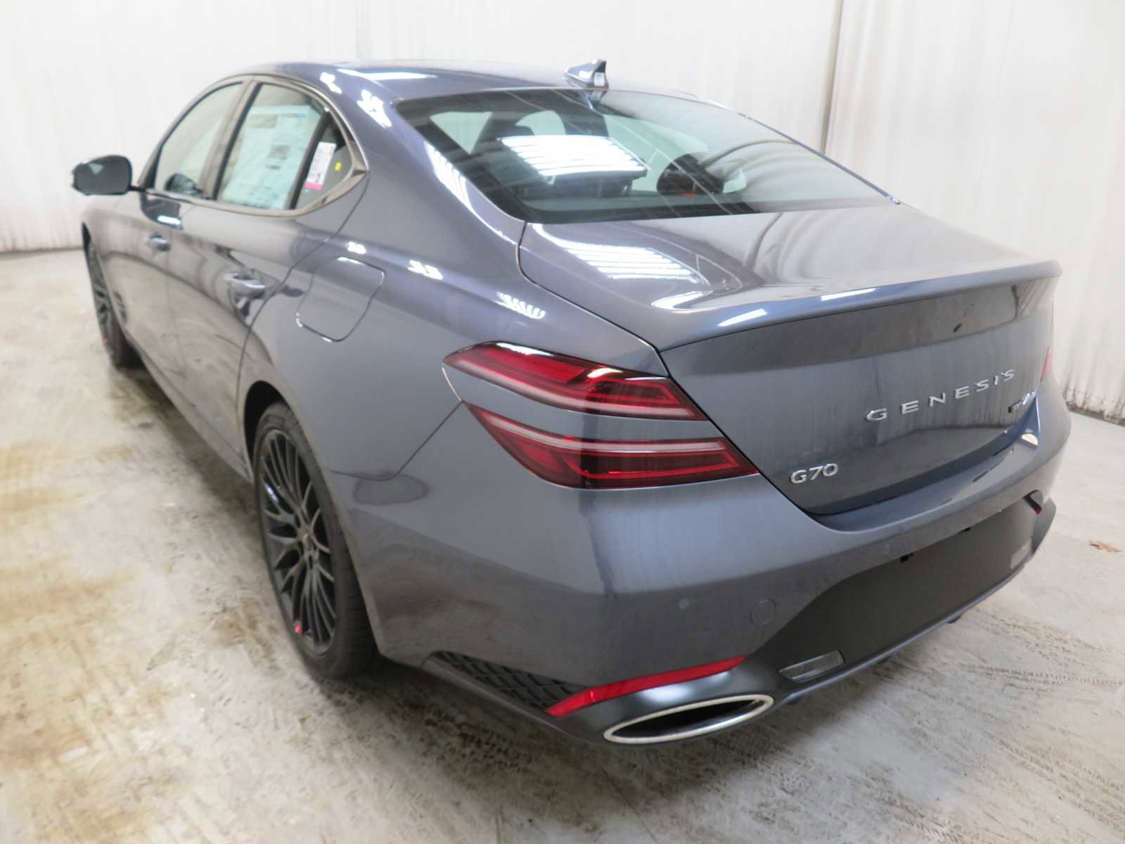 New 2026 Genesis G70 3.3T Prestige image 4