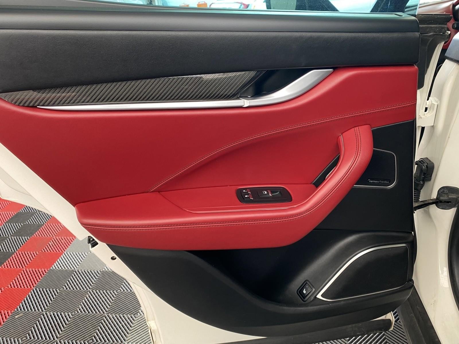 Used 2017 Maserati Levante S image 18