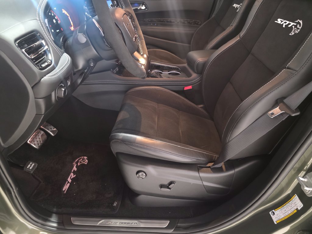 Used 2026 Dodge Durango SRT Hellcat w/ Premium Group AWD/4WD image 20