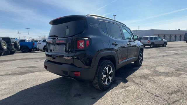 Used 2022 Jeep Renegade Trailhawk image 8