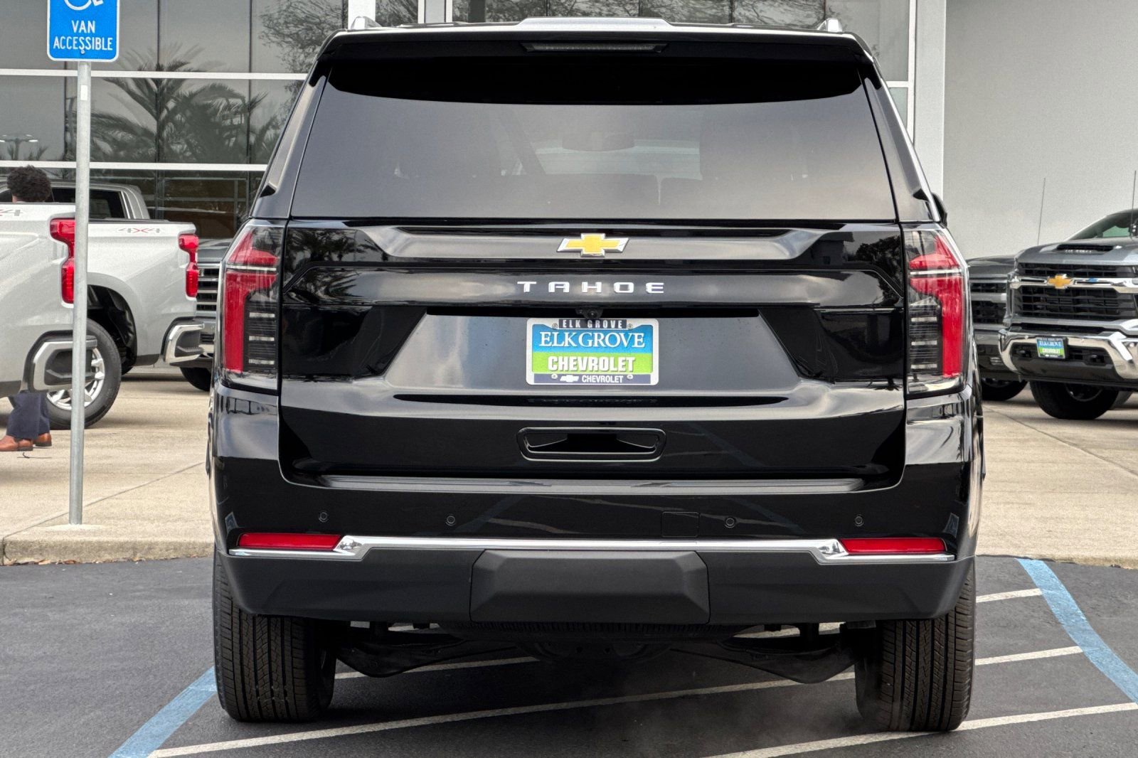 New 2026 Chevrolet Tahoe LS image 4