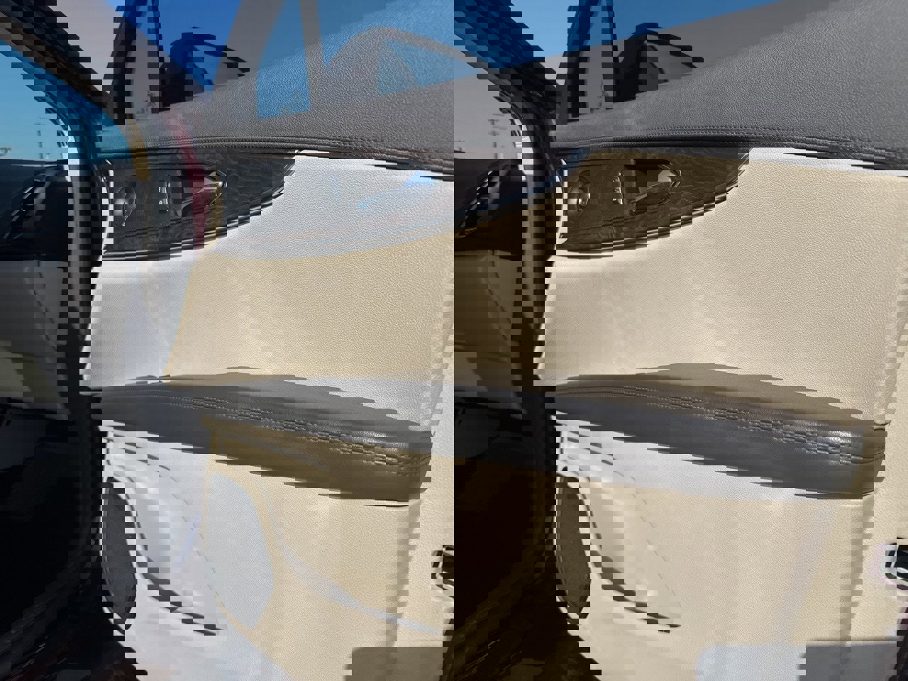 Used 2020 Lincoln Nautilus Reserve image 9