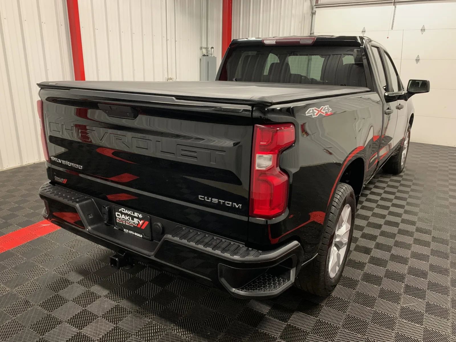 Used 2020 Chevrolet Silverado 1500 Custom w/ Custom Value Package image 20