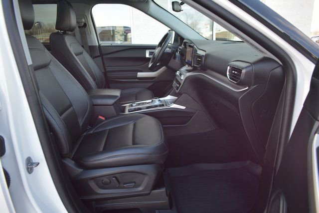 Used 2023 Ford Explorer XLT w/ Equipment Group 202A image 45