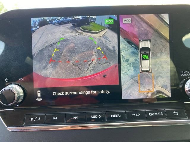 Used 2023 Mitsubishi Outlander SE Black Edition image 13