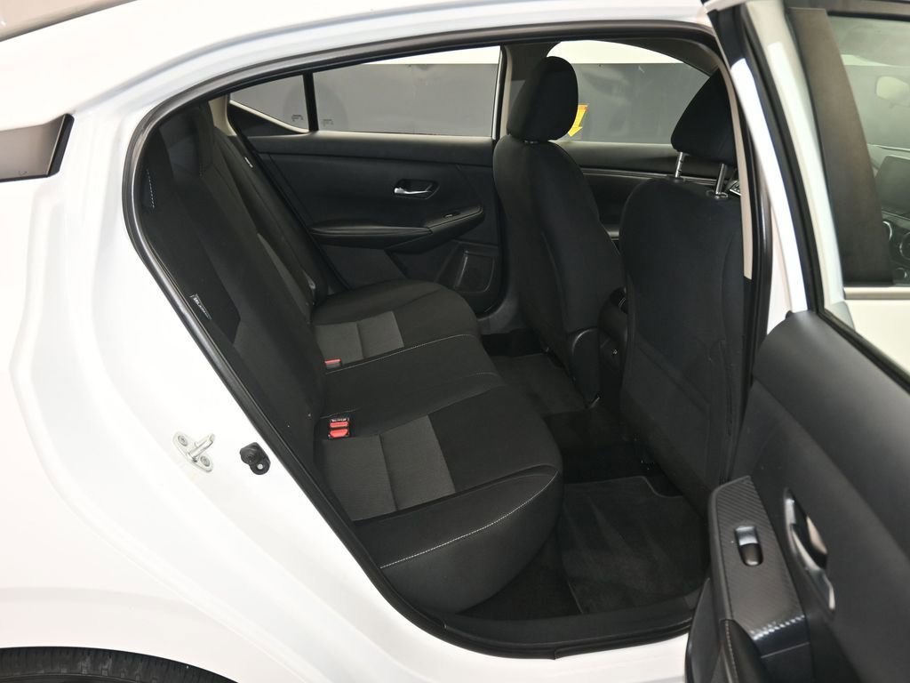 Used 2023 Nissan Sentra SV FWD image 33