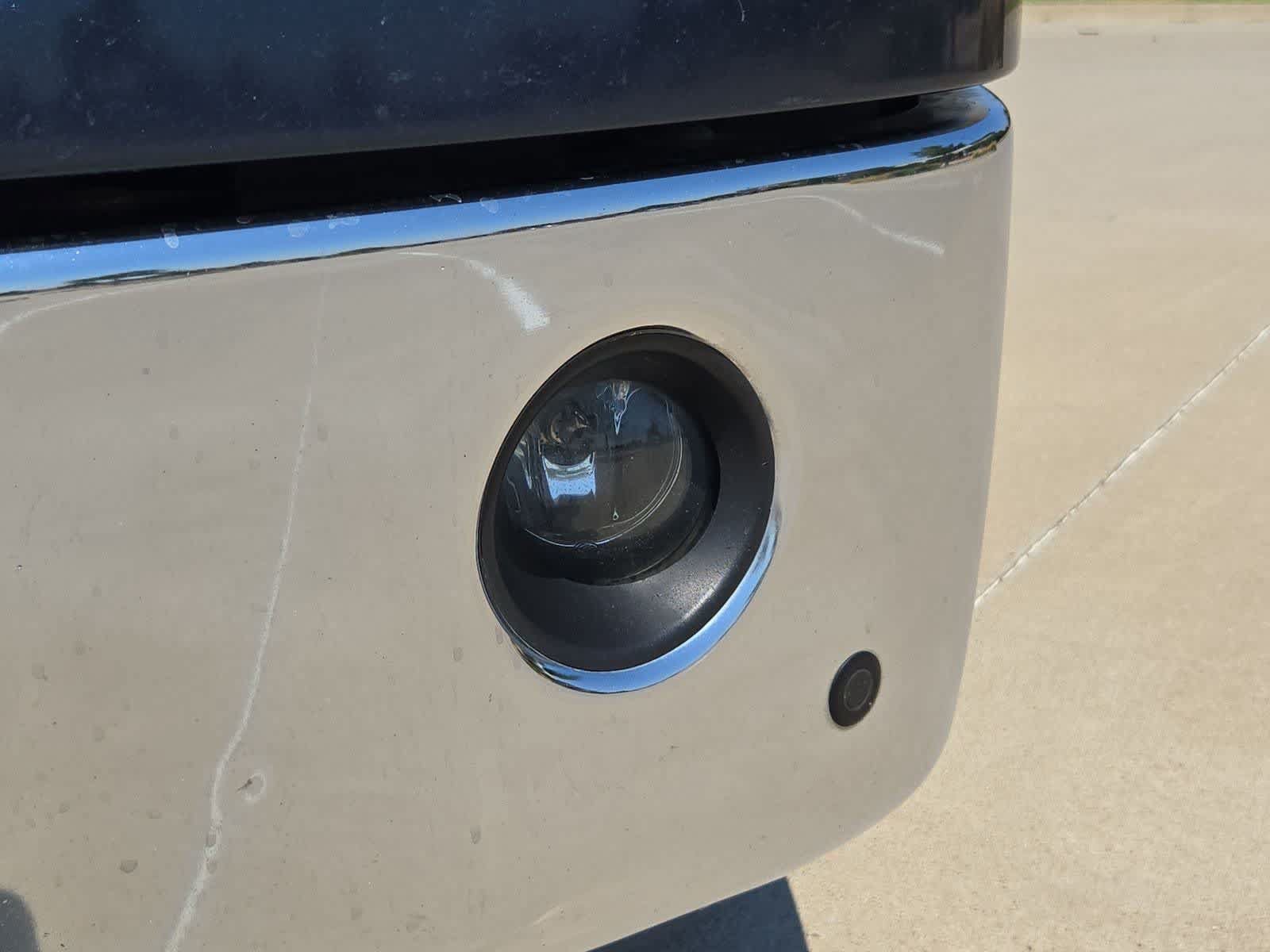 Used 2019 Nissan NV 3500 SL RWD image 10
