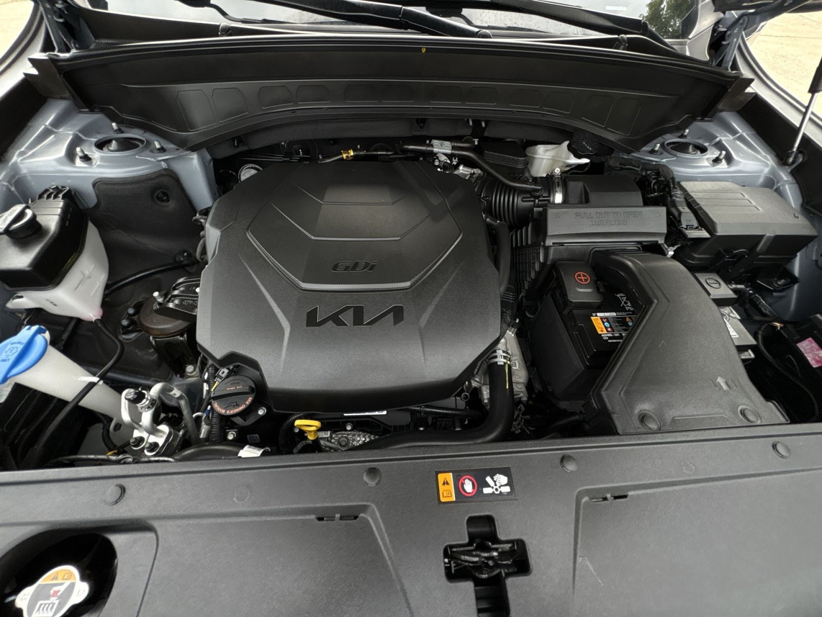 Used 2024 Kia Telluride SX w/ Towing Package FWD image 41