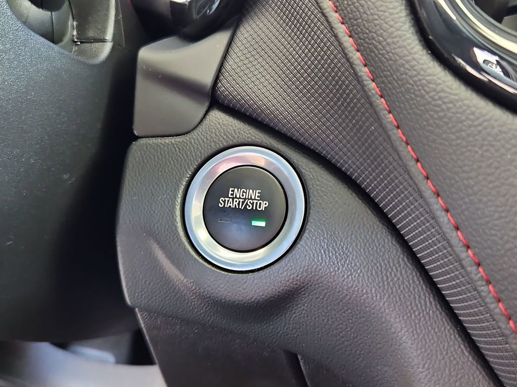 Used 2022 Chevrolet Equinox RS w/ RS Leather Package image 17