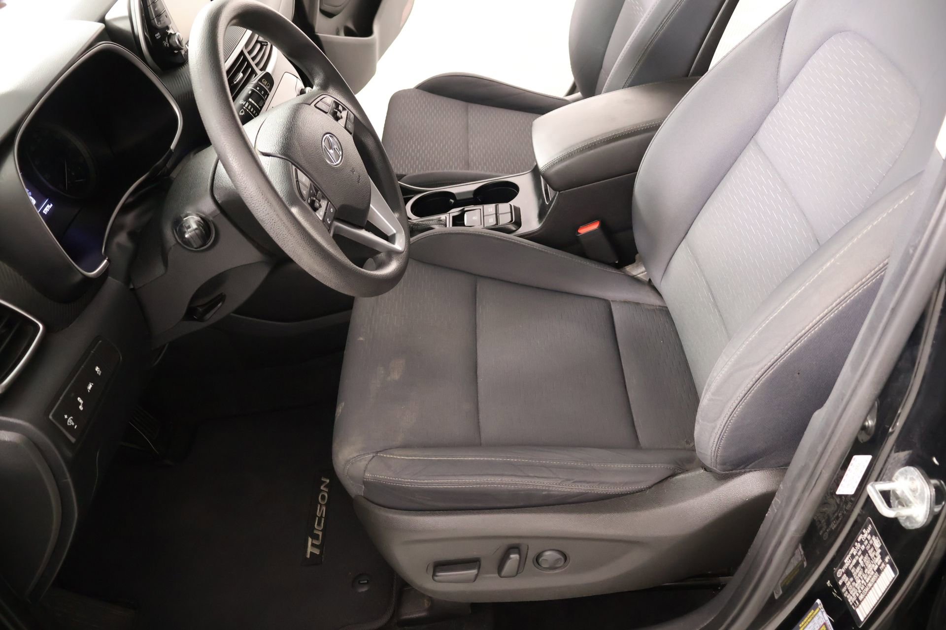 Used 2021 Hyundai Tucson Value FWD image 11