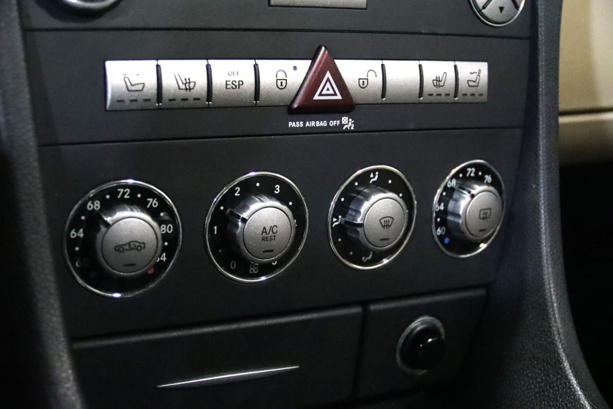 Used 2008 Mercedes-Benz SLK 350 image 49