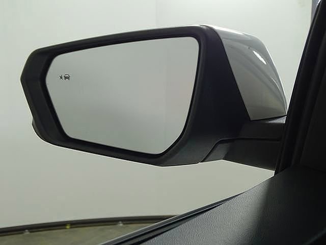 Used 2022 Chevrolet Equinox Premier w/ LPO, Floor Liner Package image 39