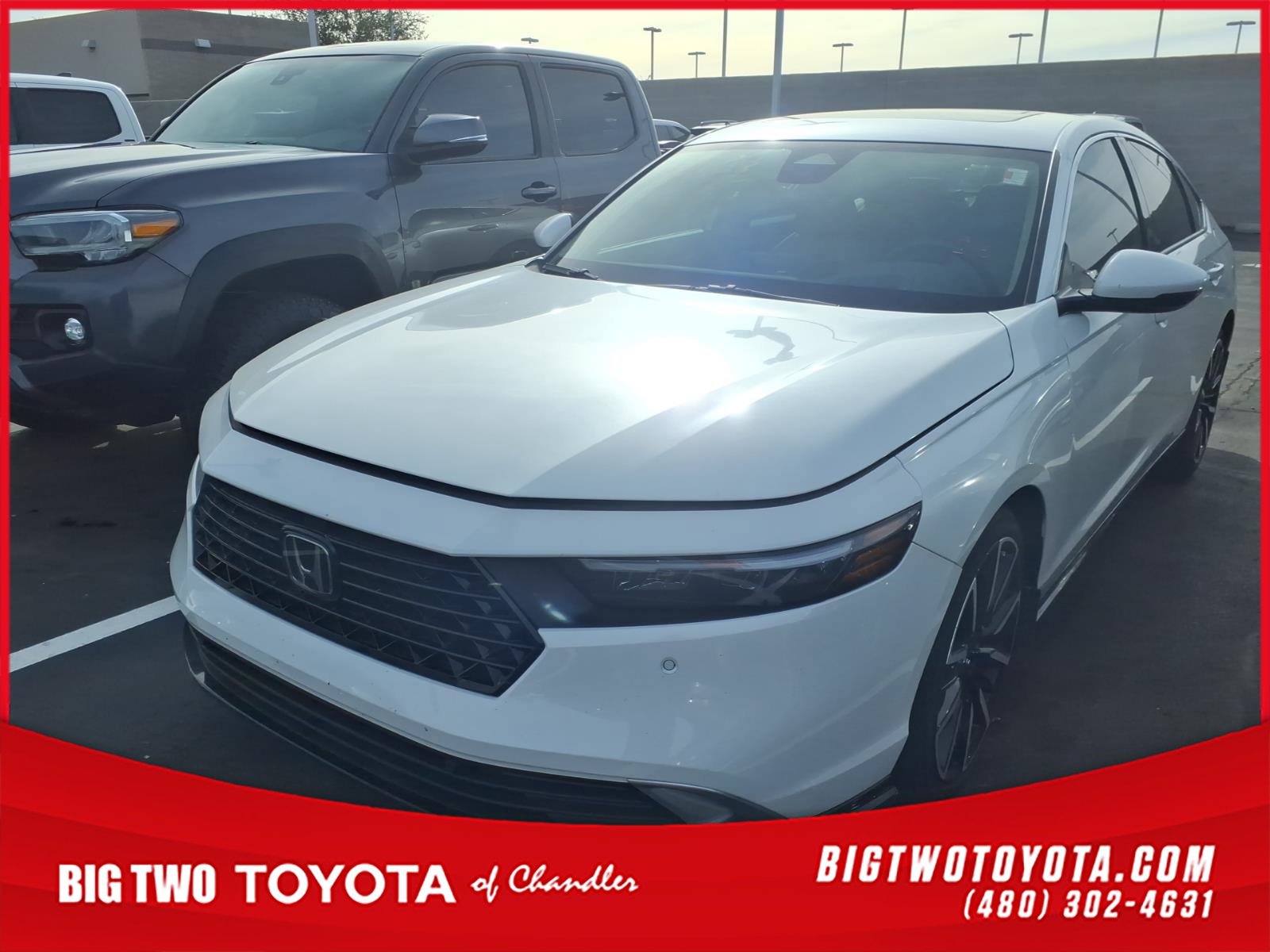 Used 2024 Honda Accord Touring image 1