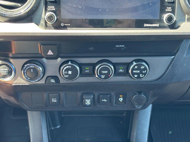Used 2020 Toyota Tacoma TRD Off-Road AWD/4WD image 24