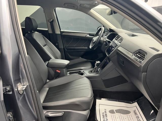 Used 2023 Volkswagen Tiguan SE image 56