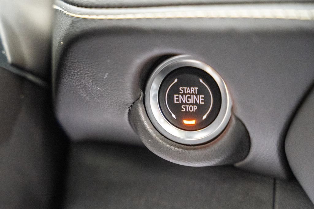Used 2025 Chevrolet Tahoe Premier AWD/4WD image 29