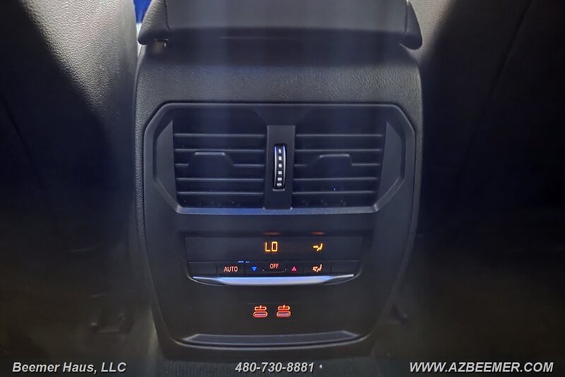 Used 2025 BMW 330i Sedan w/ M Sport Package RWD image 38