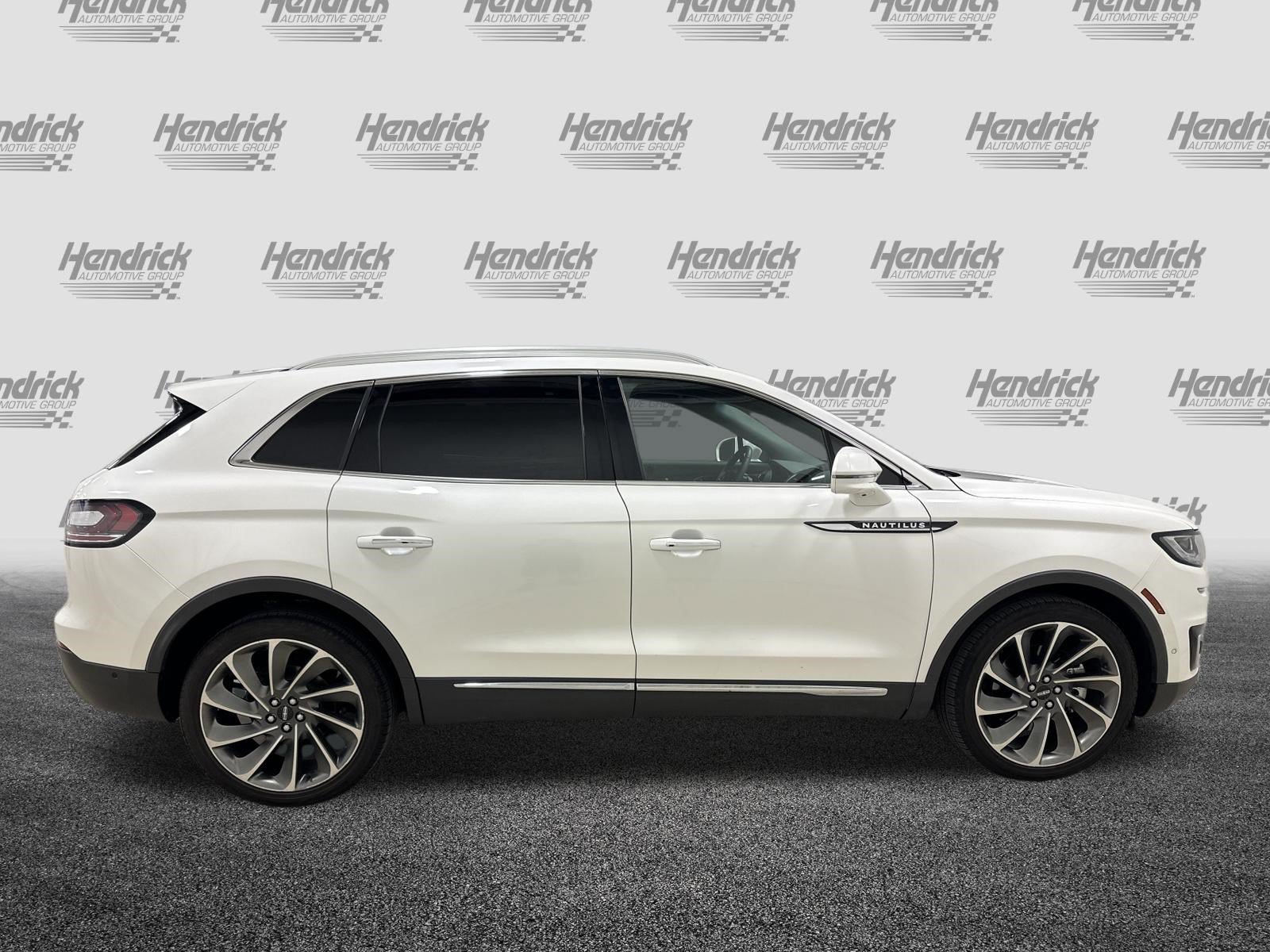 Used 2020 Lincoln Nautilus Reserve w/ Equipment Group 201A AWD/4WD image 11