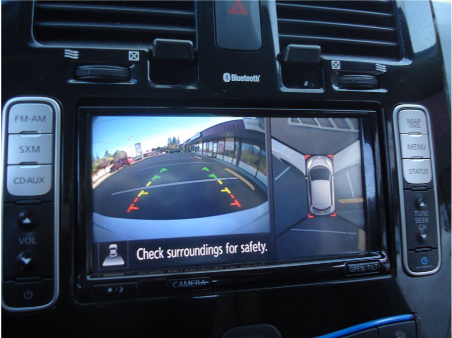 Used 2016 Nissan Leaf SV w/ Premium Package FWD image 28